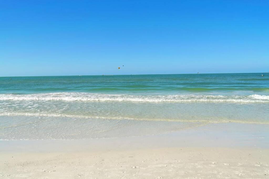 Siesta Cool: Only Minutes Walk To Siesta Beach! Cayo Siesta Exterior foto